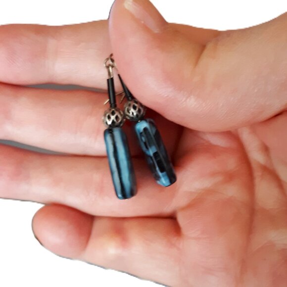 Vintage Women's Embossed Glass Block Pierced Marble Design Earrings Stonehenge - Picture 3 of 5